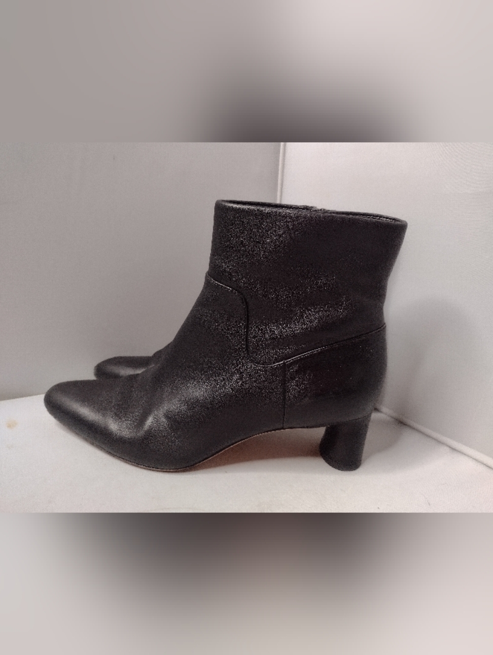 Vince Women's Hela Black Soft Leather Heeled Ankle Booties 7.5 Zipper S1